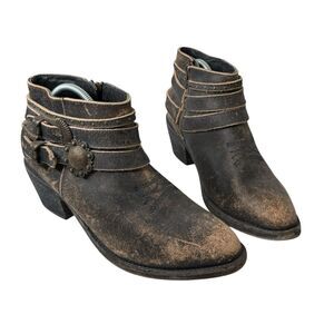 Circle G by Corral Distressed Western Bootie Harness Concho Buckle Cowgirl Sz 9M